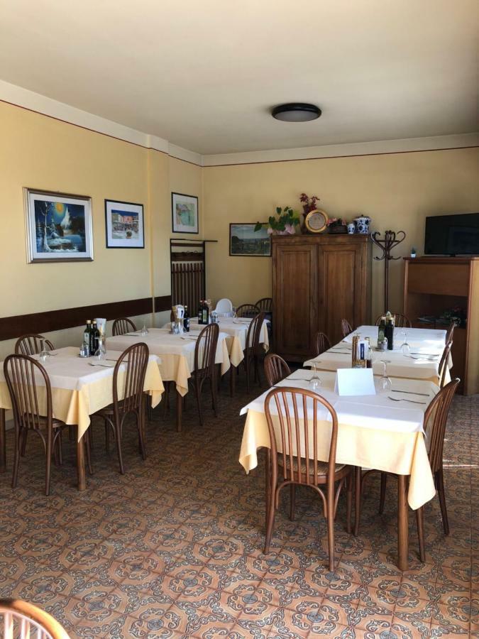 Al Pontesel Hotel Гарда Екстериор снимка